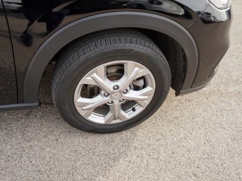 Used 2024 Honda HR-V LX image 9