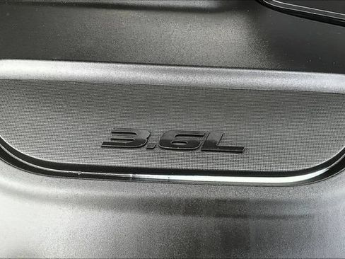 Used 2023 Chrysler Voyager LX FWD image 30