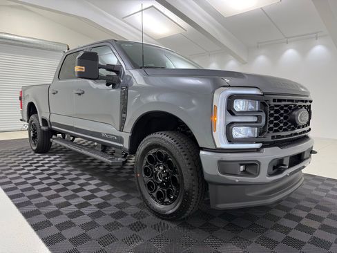 New 2026 Ford F250 Lariat w/ Black Appearance Package AWD/4WD image 1