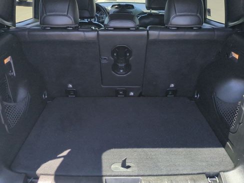 Used 2017 Jeep Renegade Limited FWD image 23