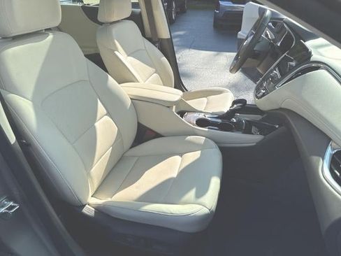 Certified 2024 Chevrolet Malibu LT FWD image 29