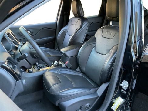 Certified 2023 Jeep Cherokee Altitude Lux image 26