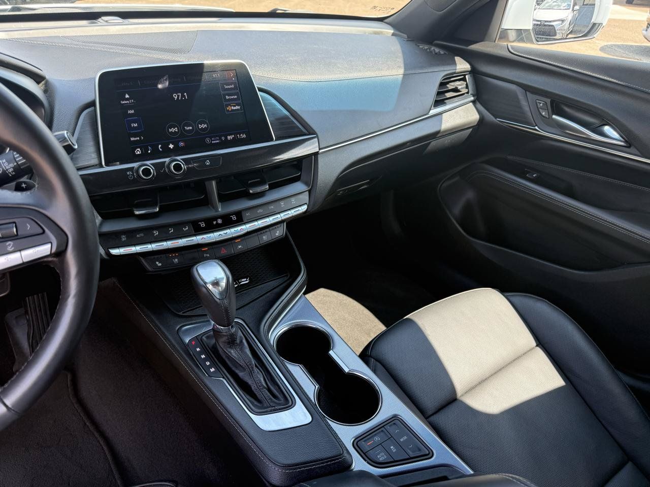 Used 2026 Cadillac CT4 Premium Luxury RWD image 9