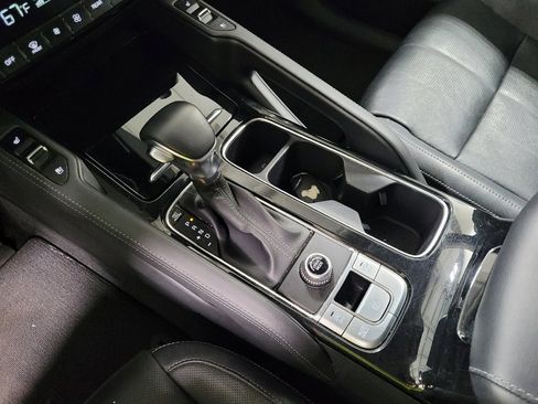 Used 2022 Kia Telluride EX w/ EX Premium Package FWD image 26
