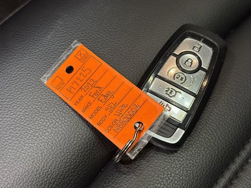 Used 2022 Ford Edge SEL w/ Convenience Package image 39