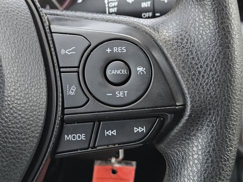 Used 2024 Toyota RAV4 LE FWD image 18