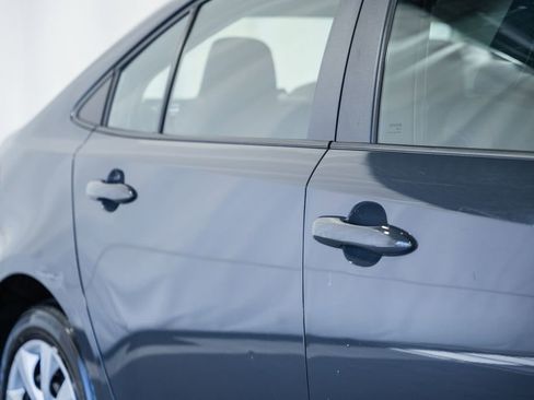 Used 2024 Toyota Corolla LE image 12