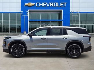 New 2027 Chevrolet Traverse LT w/ Midnight/Sport Edition FWD video 3