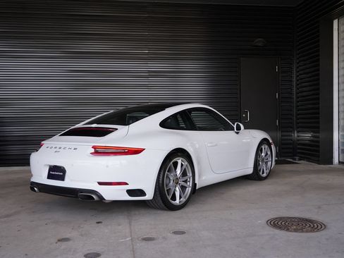 Certified 2017 Porsche 911 Carrera RWD image 6