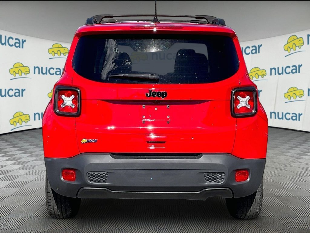 Used 2023 Jeep Renegade Altitude AWD/4WD image 5
