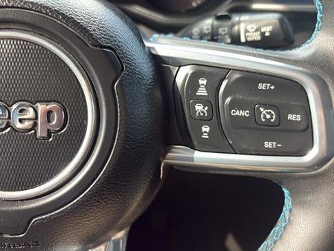 Used 2024 Jeep Wrangler High Altitude AWD/4WD image 10