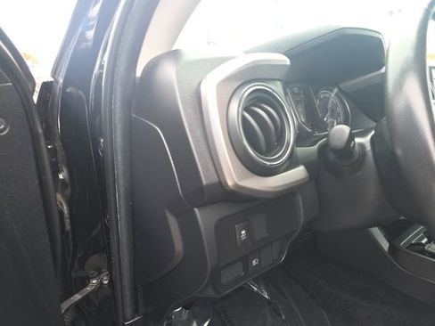 Used 2021 Toyota Tacoma SR5 image 16