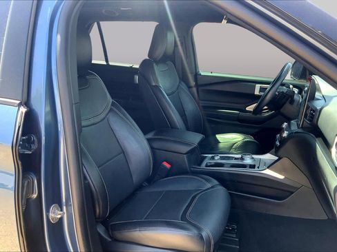 Used 2020 Ford Explorer ST w/ ST Street Pack AWD/4WD image 9