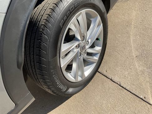 Used 2024 Buick Envista Preferred w/ Convenience I Package image 10