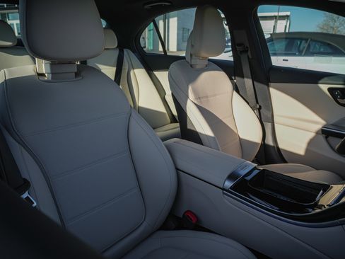 New 2026 Mercedes-Benz C 300 4MATIC Sedan image 25