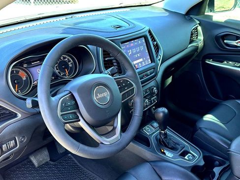 Used 2022 Jeep Cherokee Latitude Lux image 12