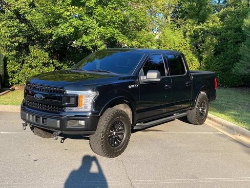 Used 2018 Ford F150 XLT w/ Equipment Group 302A Luxury AWD/4WD image 3