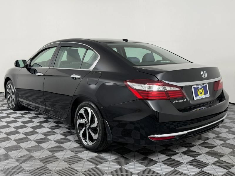 Used 2017 Honda Accord EX image 62