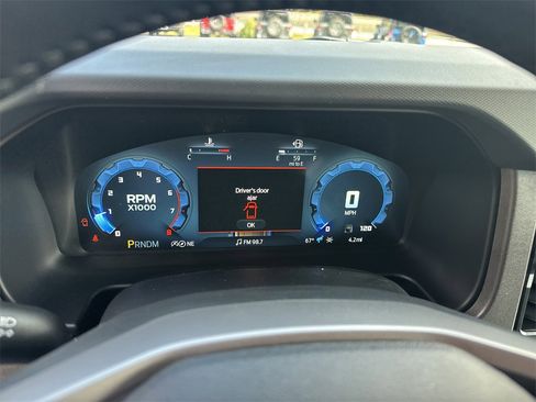 New 2025 Ford Bronco Badlands image 18