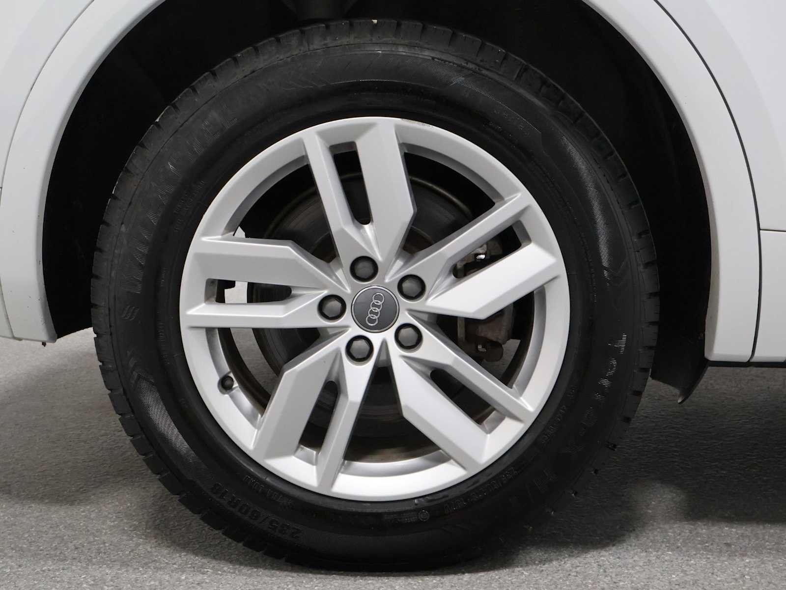Used 2020 Audi Q5 2.0T Premium AWD/4WD image 33