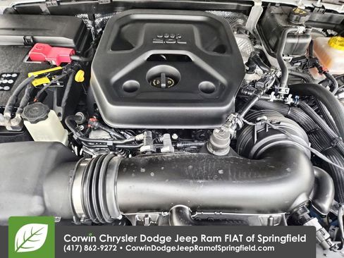 Used 2025 Jeep Wrangler Sport image 34