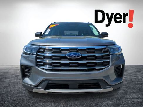 Used 2025 Ford Explorer Active RWD image 9