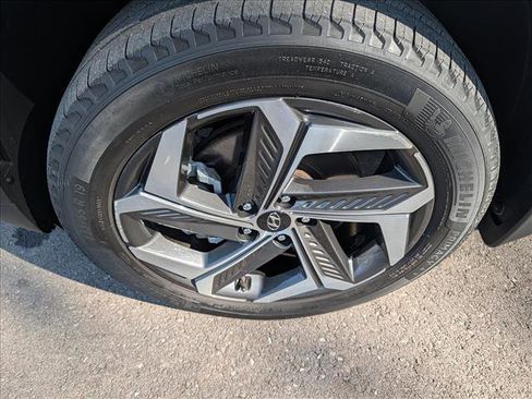 Certified 2023 Hyundai Tucson SEL w/ Convenience Package AWD/4WD image 9