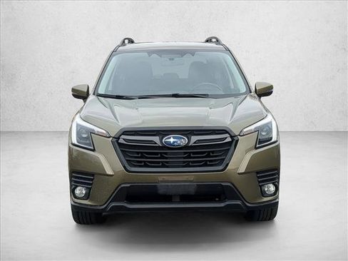 Certified 2023 Subaru Forester Limited image 2