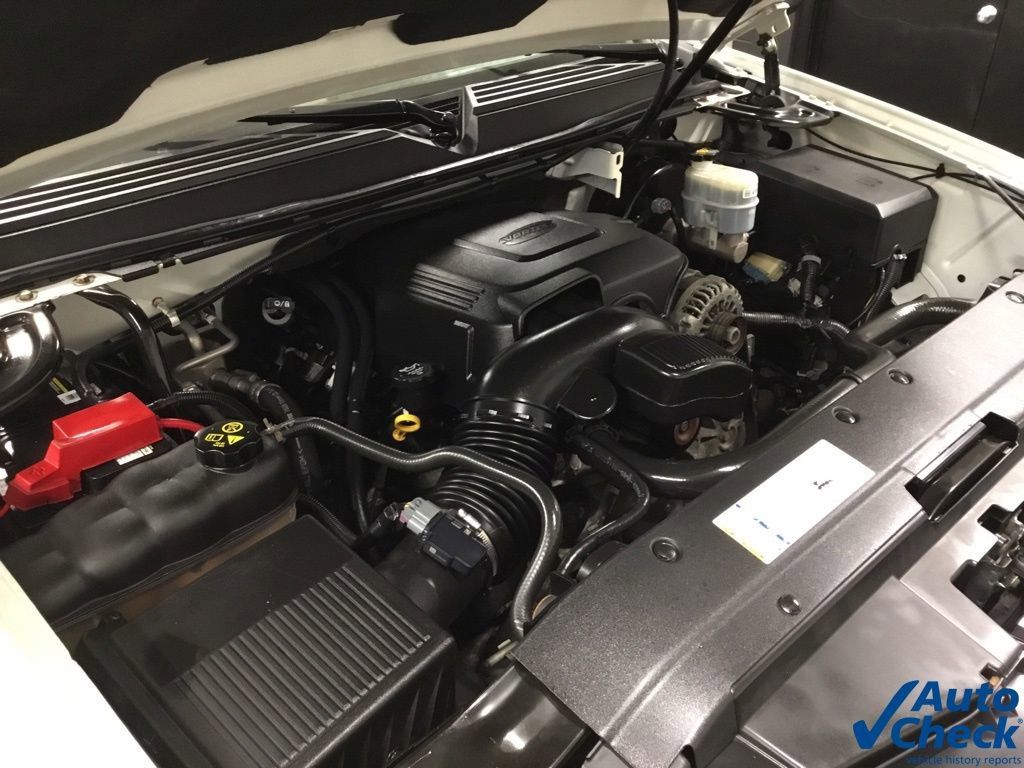 Used 2011 Chevrolet Avalanche LTZ AWD/4WD image 53