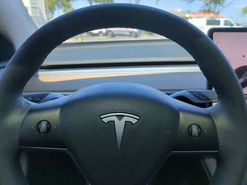 Used 2024 Tesla Model Y Long Range image 28