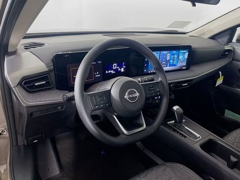 New 2026 Nissan Kicks SV image 7