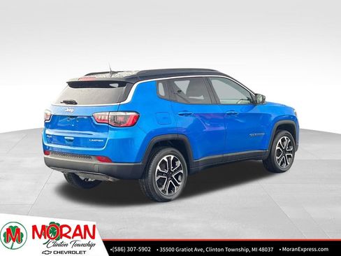 Used 2024 Jeep Compass Limited AWD/4WD image 5