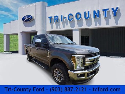 Used 2019 Ford F250 XLT w/ XLT Premium Package AWD/4WD image 1