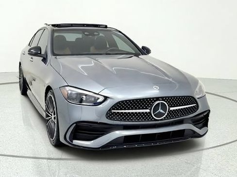 Used 2024 Mercedes-Benz C 300 Sedan image 2