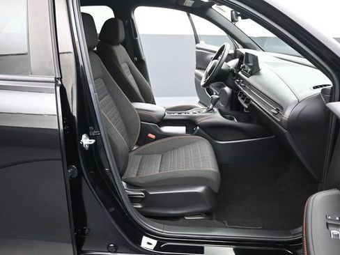 Used 2023 Honda HR-V Sport image 38