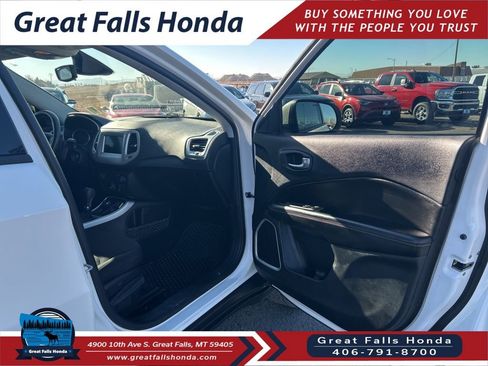 Used 2019 Jeep Compass Sport image 28