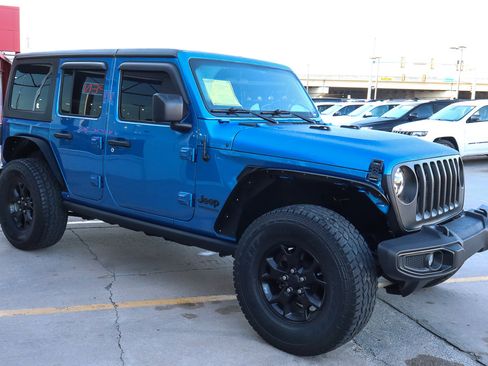 Used 2021 Jeep Wrangler Unlimited Sport image 4