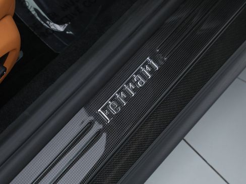 Certified 2023 Ferrari 812 GTS RWD image 25