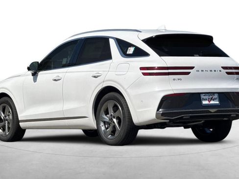 New 2026 Genesis GV70 2.5T Advanced image 4