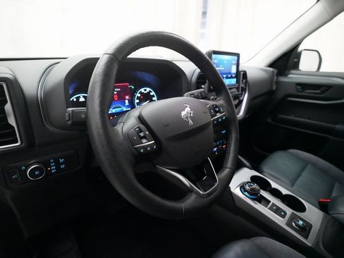 Used 2021 Ford Bronco Sport Outer Banks image 8