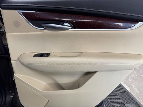 Used 2019 Cadillac XT5 Luxury image 51