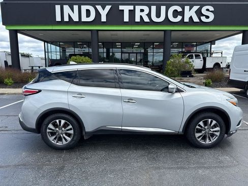 Used 2018 Nissan Murano SV AWD/4WD image 1