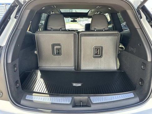 Certified 2024 Cadillac XT6 Luxury w/ LPO, Floor Liner Package AWD/4WD image 8