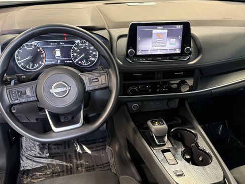 Used 2023 Nissan Rogue S FWD image 15