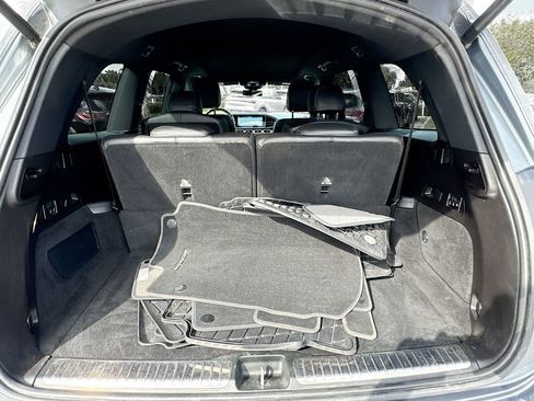 Used 2023 Mercedes-Benz GLS 450 4MATIC image 29