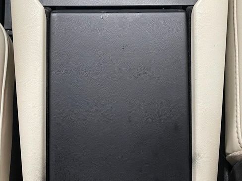 Used 2017 Tesla Model S 75D image 41