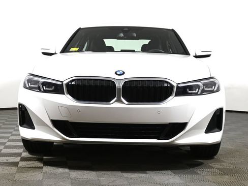 Used 2023 BMW 330i xDrive Sedan w/ Premium Package AWD/4WD image 10
