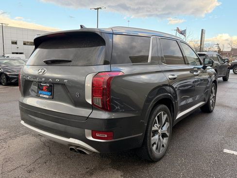 Used 2021 Hyundai Palisade Limited image 5