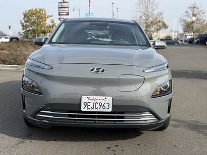 Certified 2023 Hyundai Kona SE w/ Cargo Package