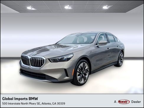 Used 2026 BMW 530i w/ Premium Package RWD image 1